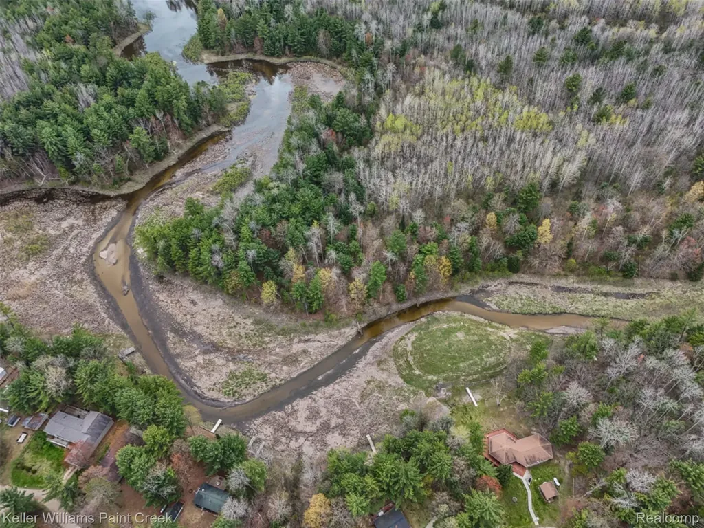 5429 Daily Road Clement Township MI 48610