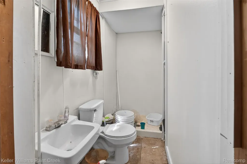 5429 Daily Road Clement Township MI 48610