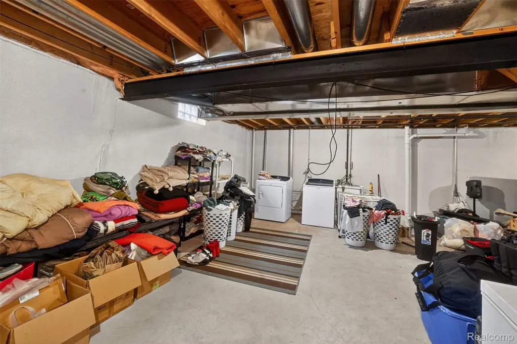 2699 Barns Drive Westland City MI 48186