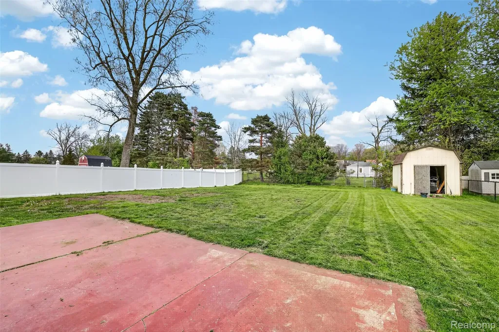2699 Barns Drive Westland City MI 48186