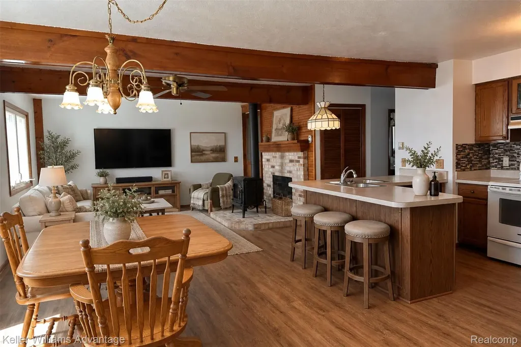 2800 E Booth Road Au Gres Township MI 48703