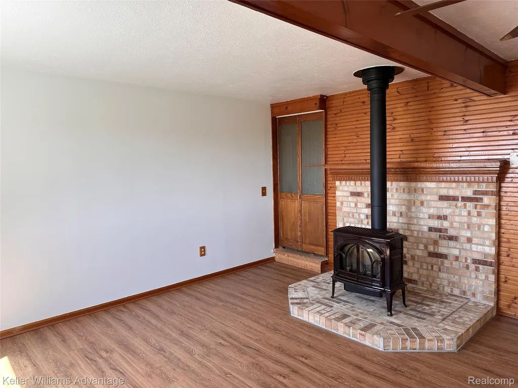 2800 E Booth Road Au Gres Township MI 48703
