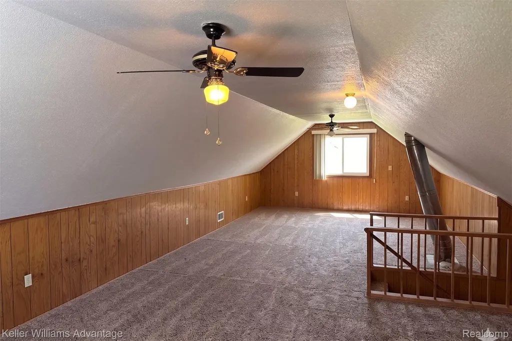 2800 E Booth Road Au Gres Township MI 48703
