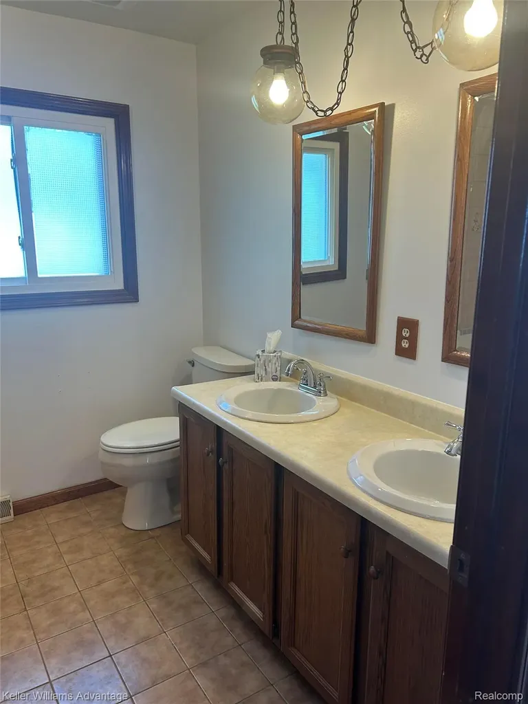 2800 E Booth Road Au Gres Township MI 48703