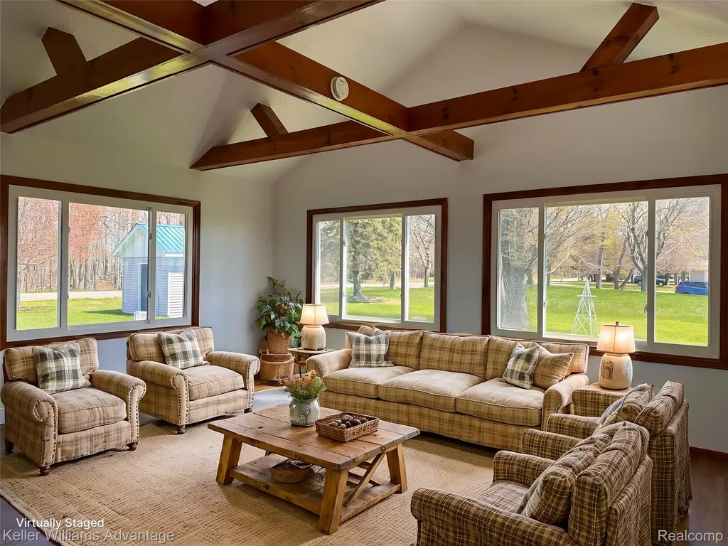 2800 E Booth Road Au Gres Township MI 48703