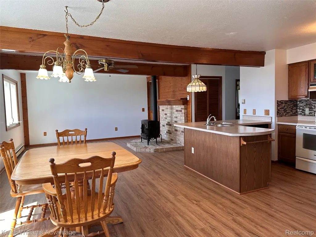 2800 E Booth Road Au Gres Township MI 48703