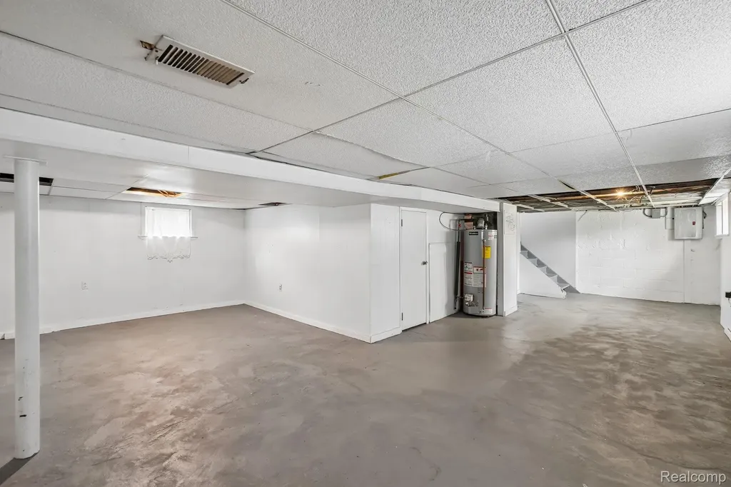 602 Florence Avenue Royal Oak City MI 48067