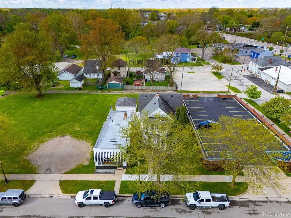 26249 E Huron River Drive Flat Rock City MI 48134