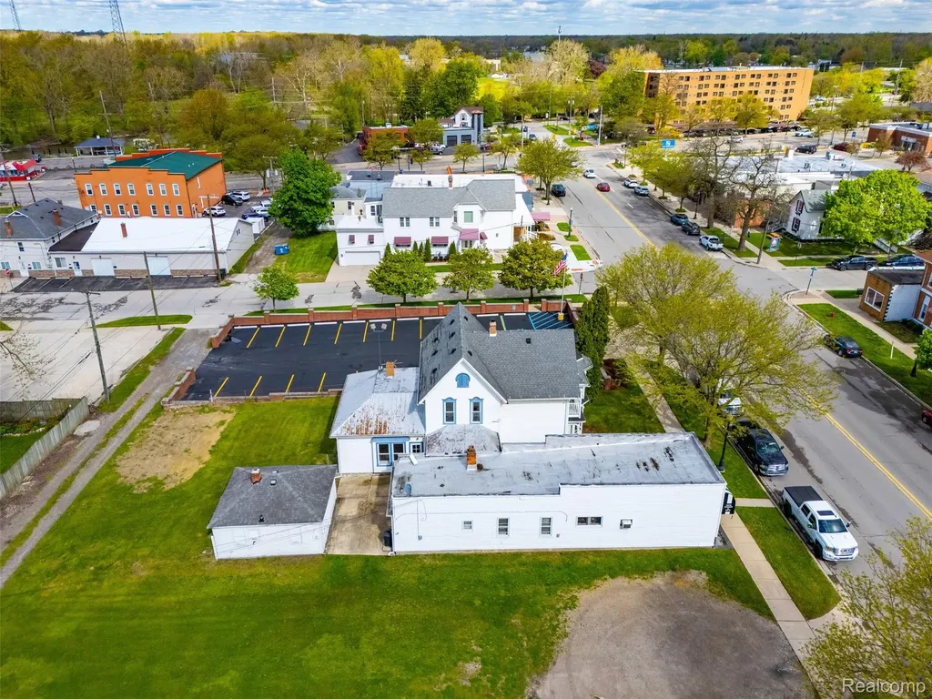 26249 E Huron River Drive Flat Rock City MI 48134