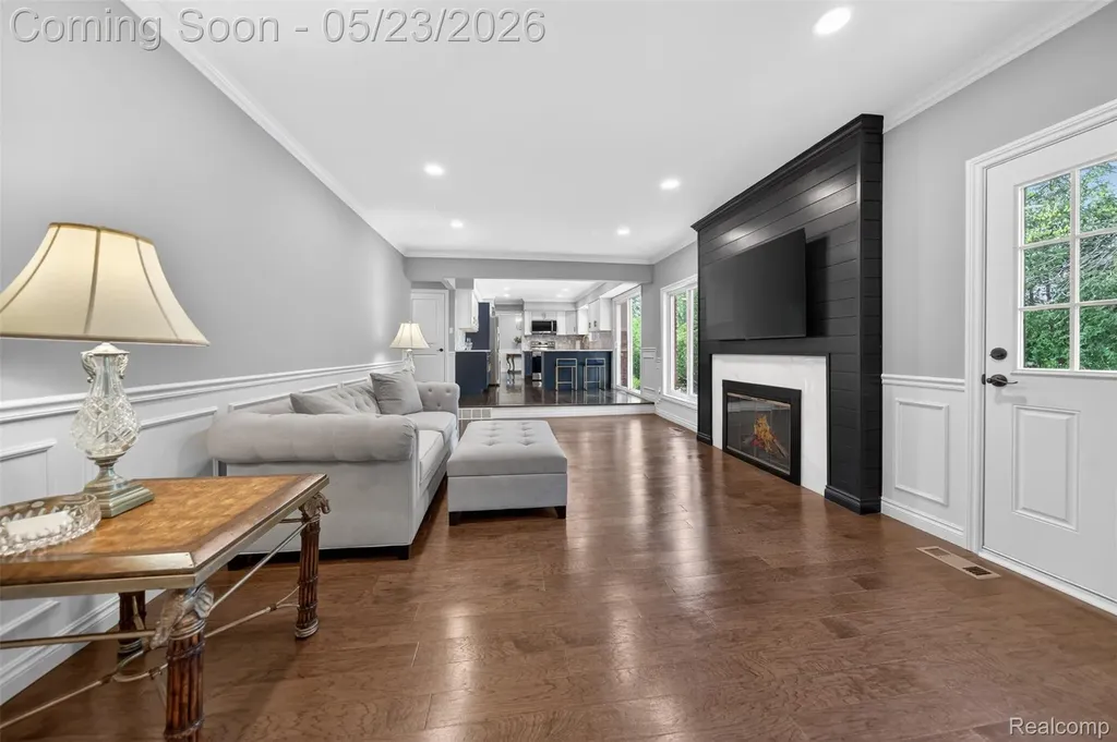 30935 Perrys Crossing Farmington Hills City MI 48331