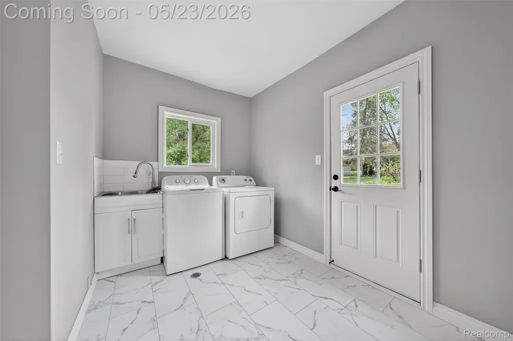 30935 Perrys Crossing Farmington Hills City MI 48331