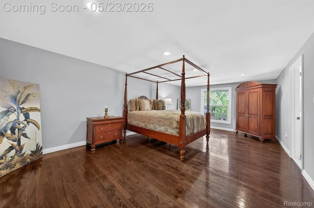 30935 Perrys Crossing Farmington Hills City MI 48331