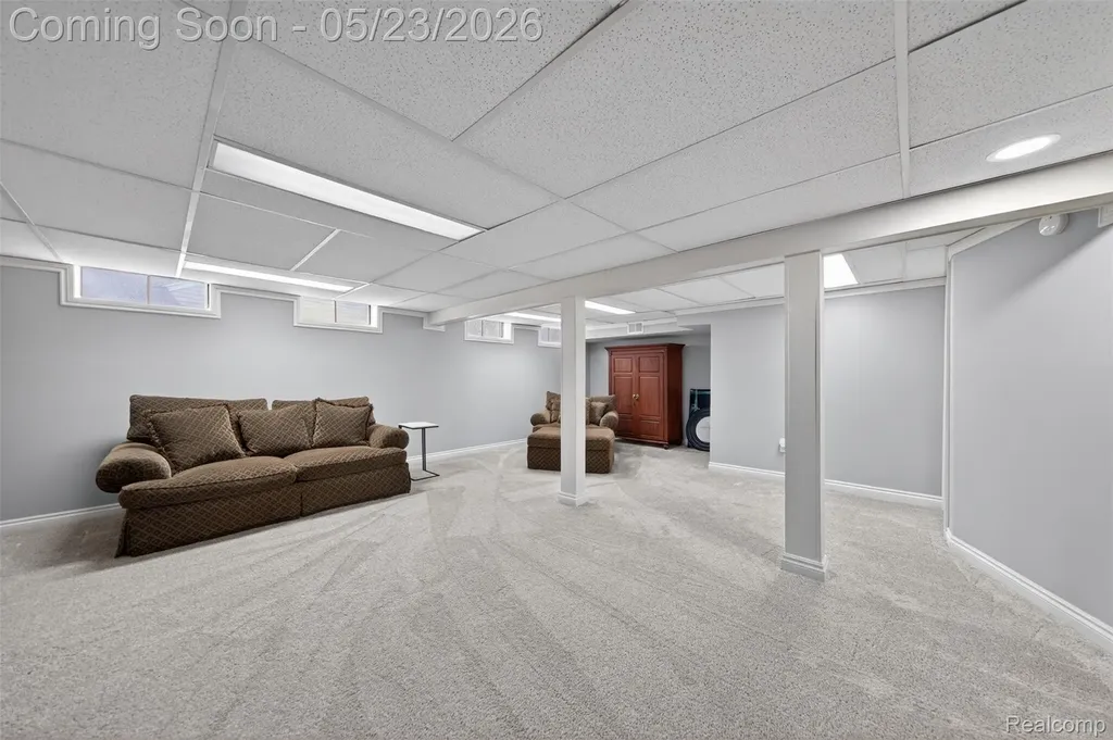 30935 Perrys Crossing Farmington Hills City MI 48331
