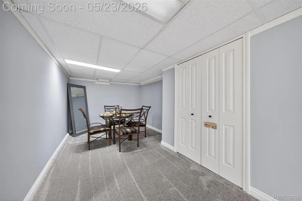 30935 Perrys Crossing Farmington Hills City MI 48331