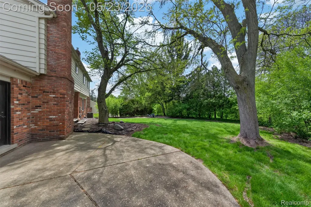 30935 Perrys Crossing Farmington Hills City MI 48331