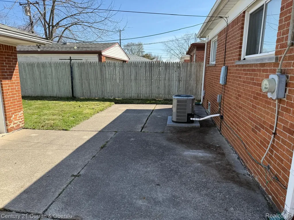3959 Monroe Street Dearborn Heights City MI 48125