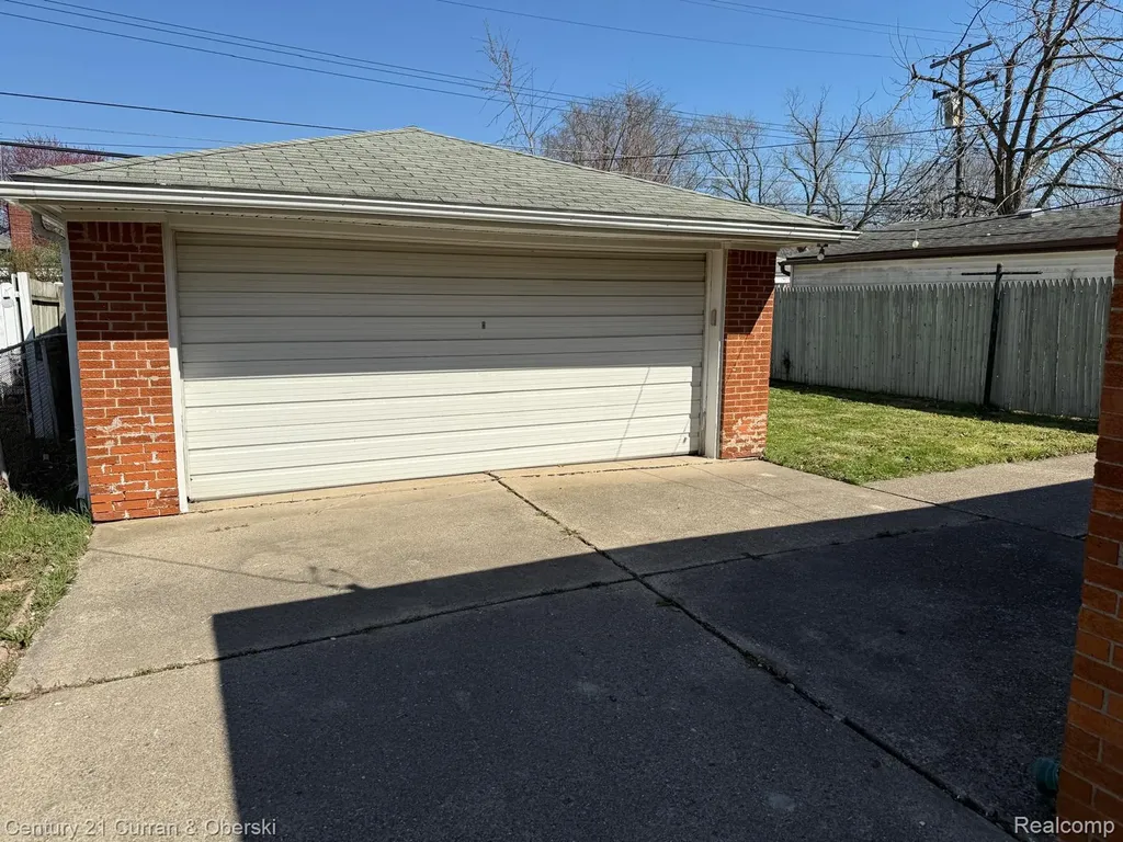 3959 Monroe Street Dearborn Heights City MI 48125