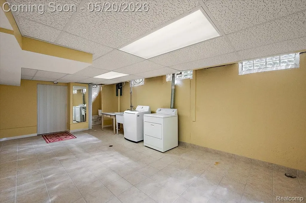 28416 Westerleigh Road Farmington Hills City MI 48334