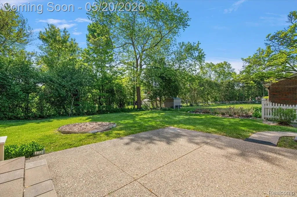 28416 Westerleigh Road Farmington Hills City MI 48334