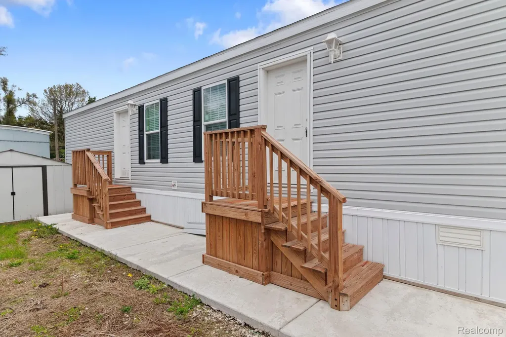 Green Oak Township MI, 11055 Silver View Court