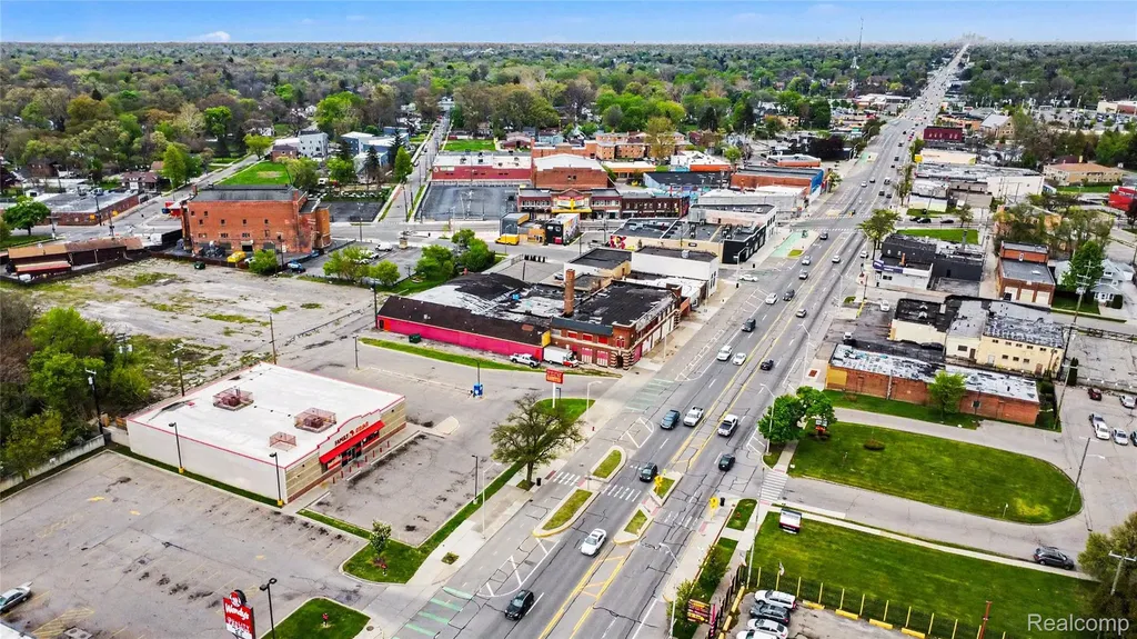 22200 Grand River Avenue Detroit City MI 48219