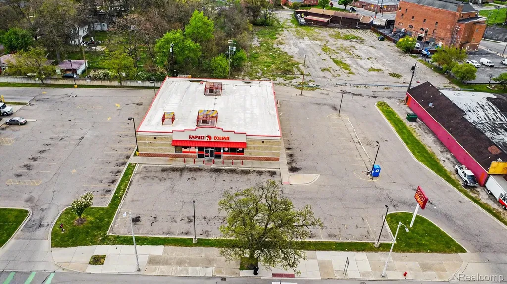 22200 Grand River Avenue Detroit City MI 48219