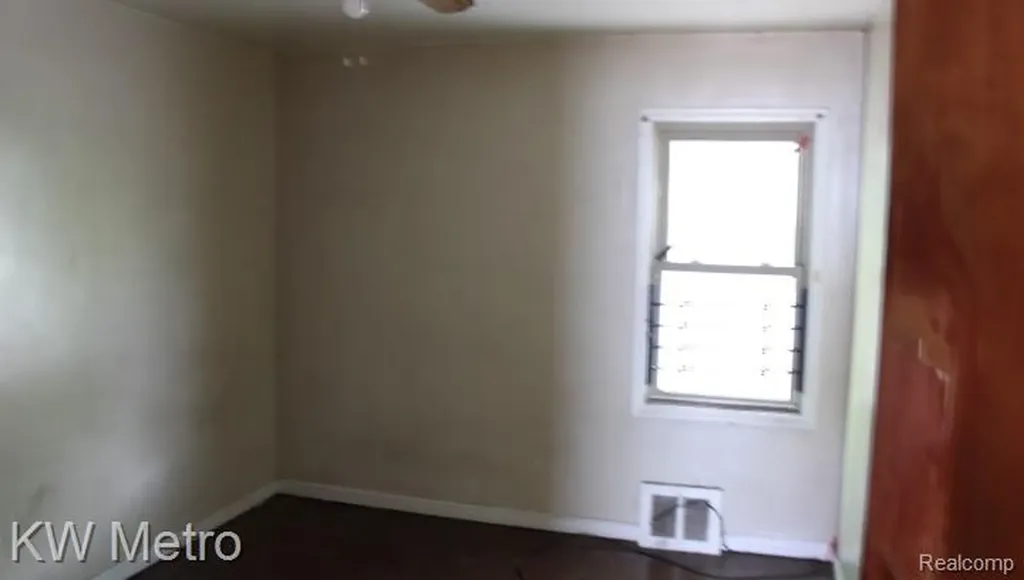 19205 Mccormick Street Detroit City MI 48224