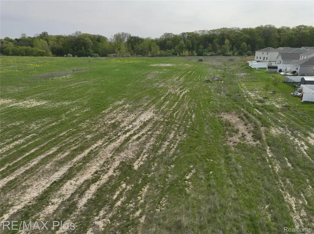 00 Woodbridge Park Avenue Mayfield Township MI 48446