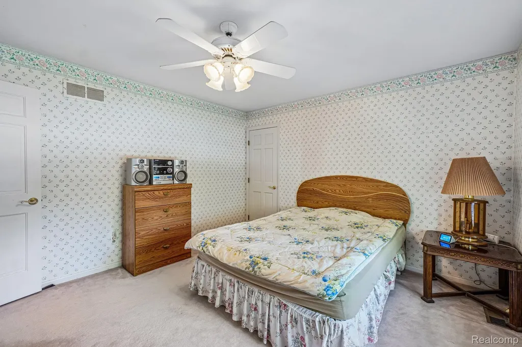 4523 Rivers Edge Drive Troy City MI 48098