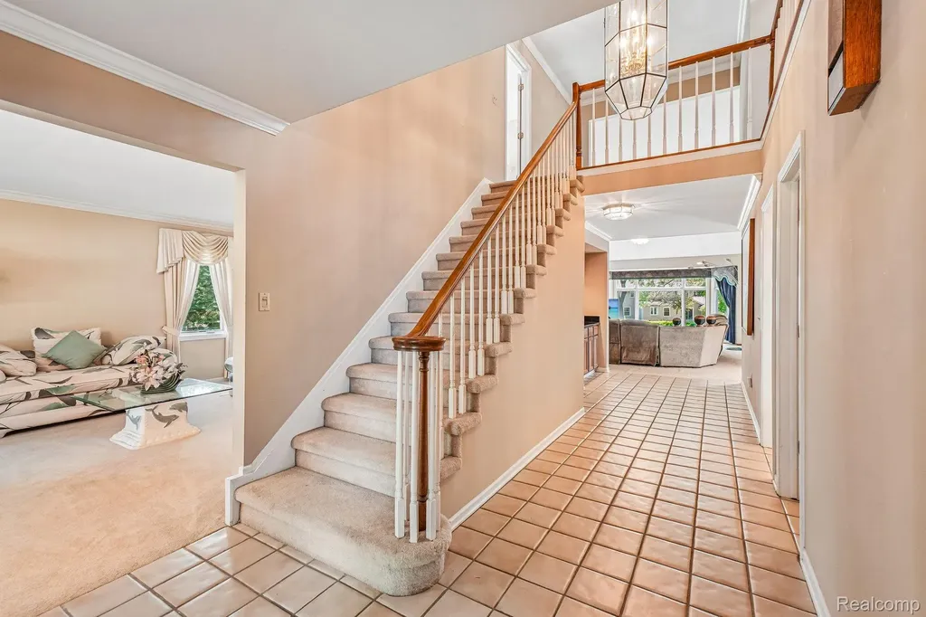 4523 Rivers Edge Drive Troy City MI 48098