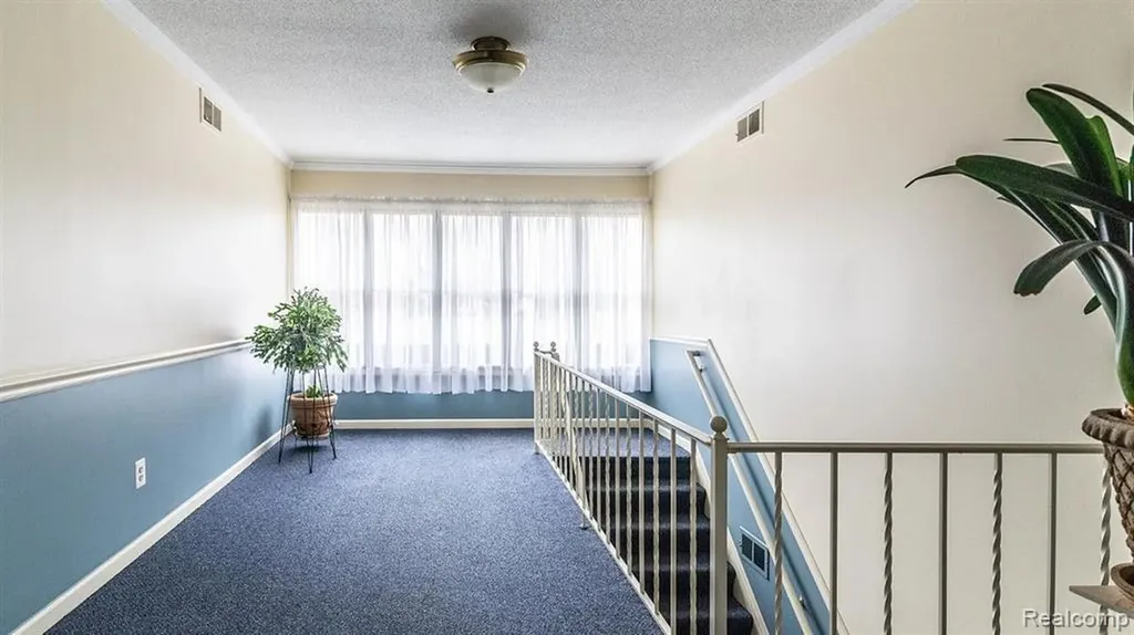 38226 Ann Arbor Trail Livonia City MI 48150