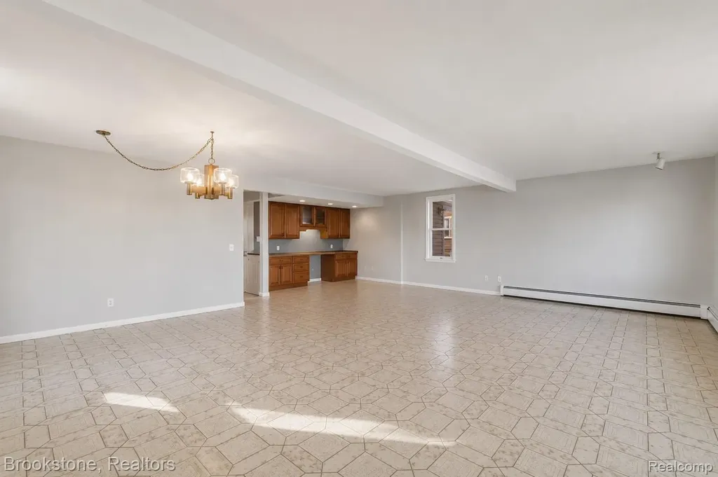 2230 Elm Street Algonac City MI 48001