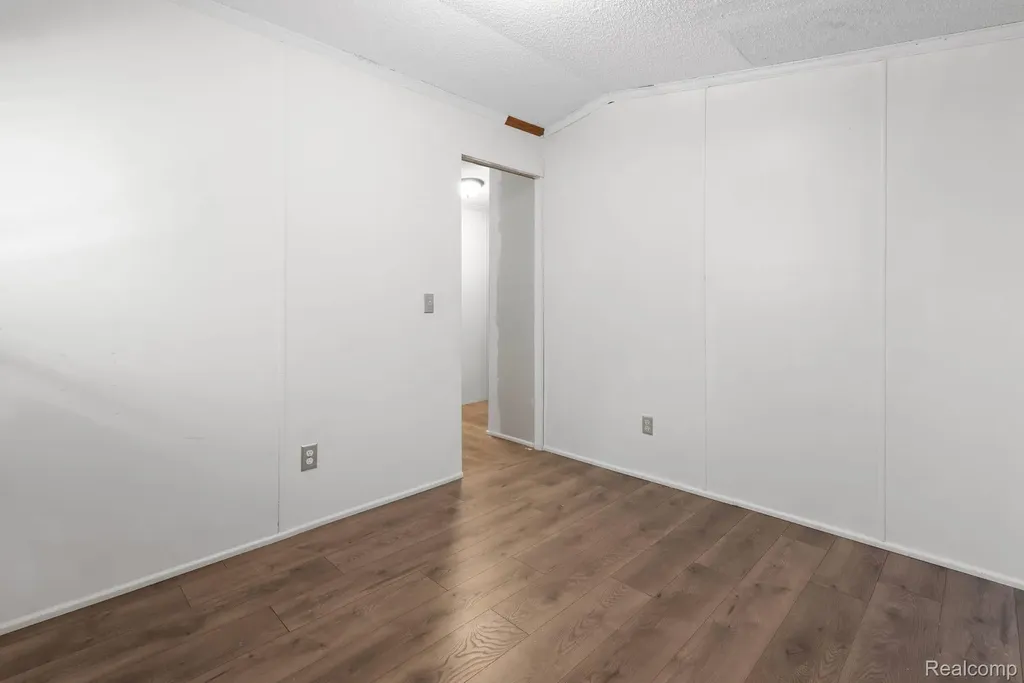 351 North Squirrel Road Auburn Hills City MI 48326