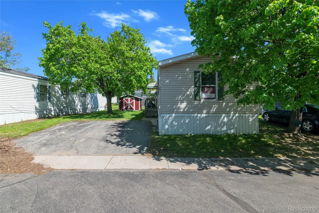 351 North Squirrel Road Auburn Hills City MI 48326