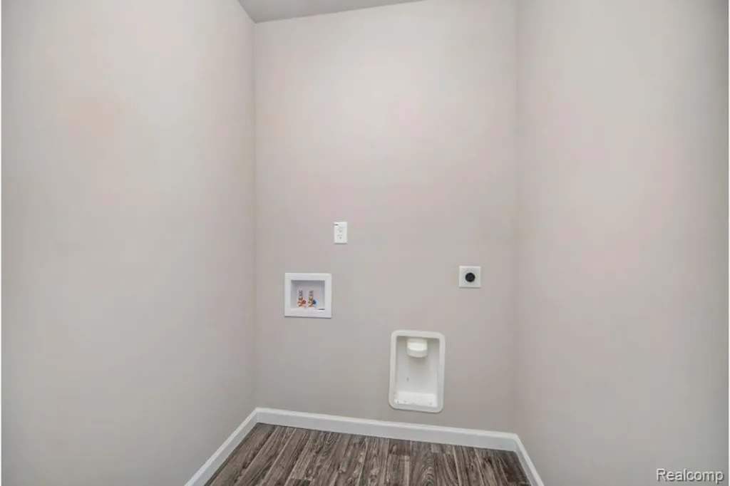 2112 Stillwater Drive Davison Township MI 48423