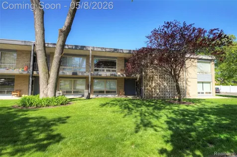 15075 Hubbard Street Livonia City MI 48154