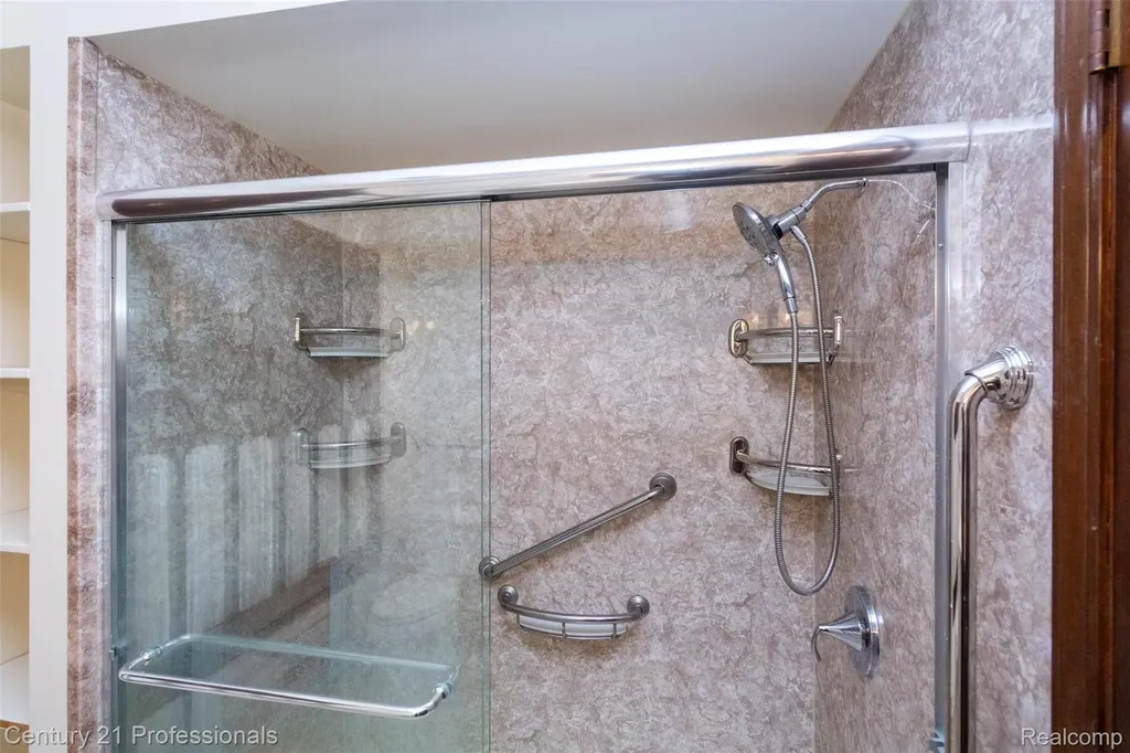 6133 Sundance Trail Genoa Township MI 48116