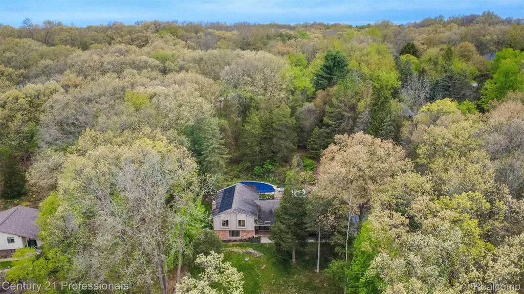 6133 Sundance Trail Genoa Township MI 48116