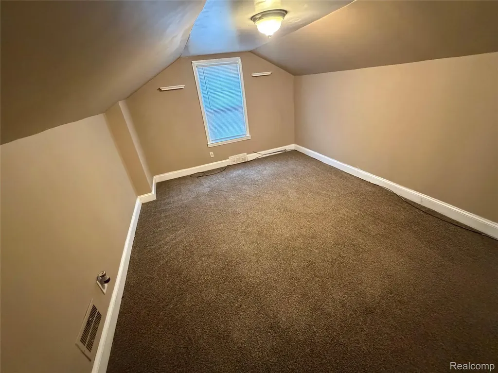 14333 Grandville Avenue Detroit City MI 48223