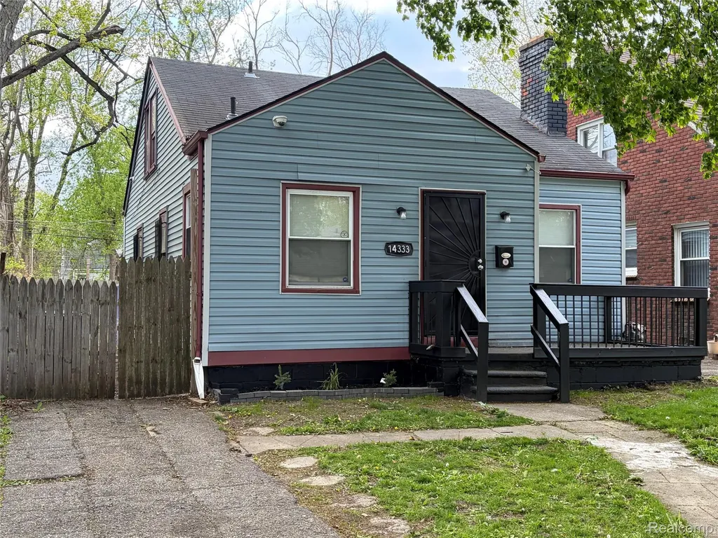 14333 Grandville Avenue Detroit City MI 48223