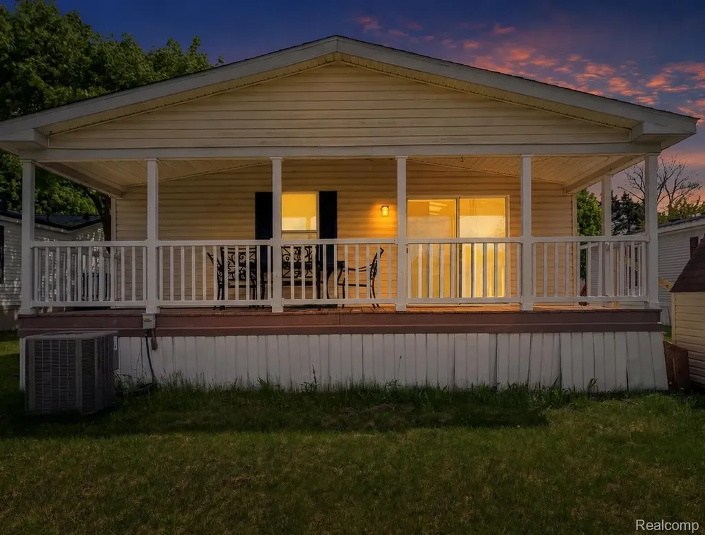 351 North Squirrel Road Auburn Hills City MI 48326