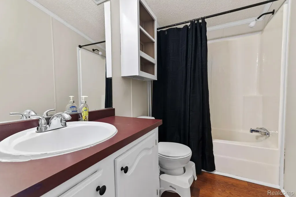 351 North Squirrel Road Auburn Hills City MI 48326