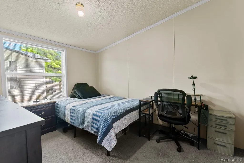 351 North Squirrel Road Auburn Hills City MI 48326