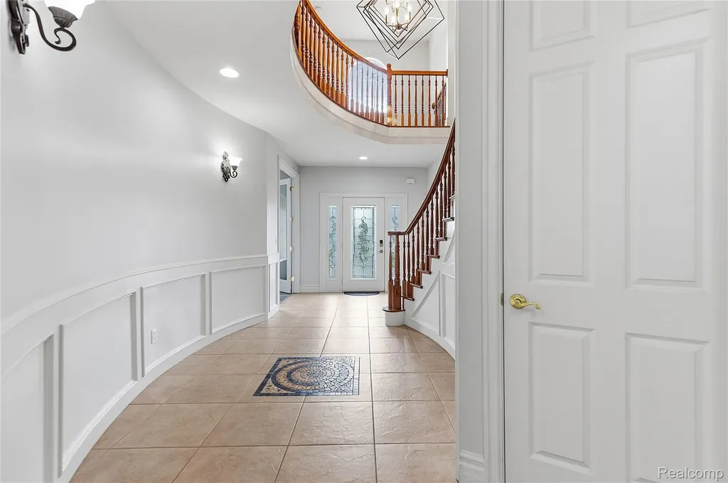 49783 Golden Park Drive Shelby Charter Township MI 48315