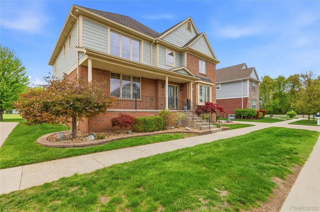 49783 Golden Park Drive Shelby Charter Township MI 48315