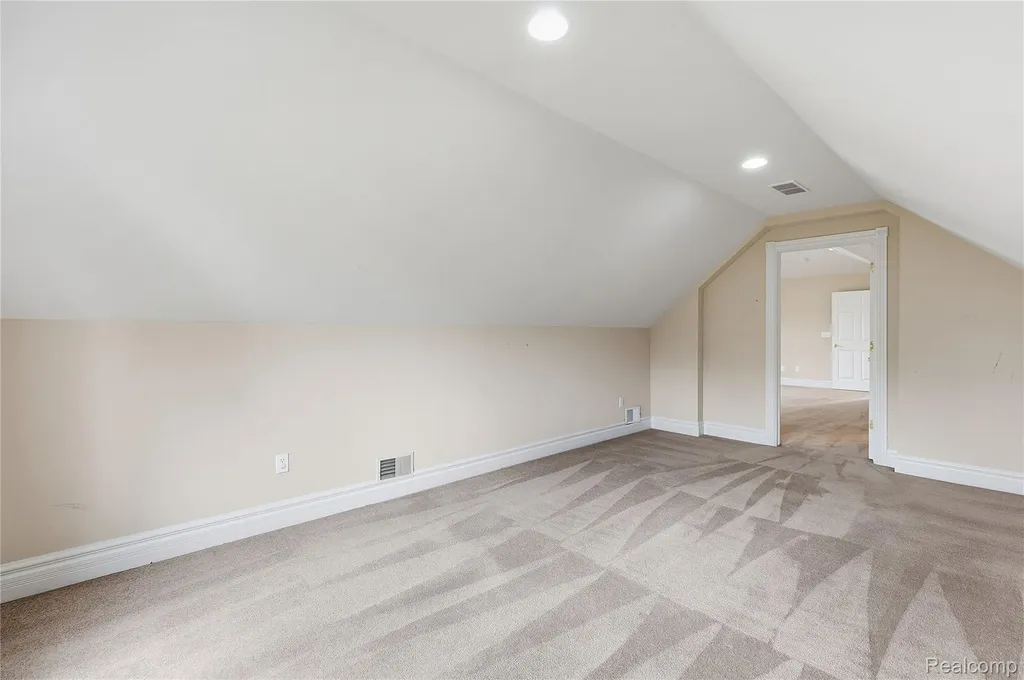 49783 Golden Park Drive Shelby Charter Township MI 48315