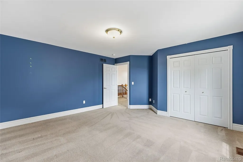 49783 Golden Park Drive Shelby Charter Township MI 48315