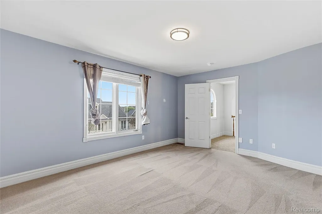 49783 Golden Park Drive Shelby Charter Township MI 48315