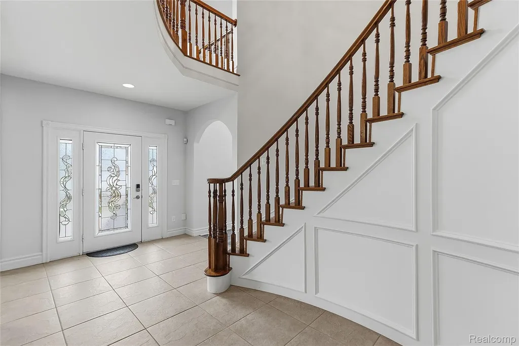 49783 Golden Park Drive Shelby Charter Township MI 48315
