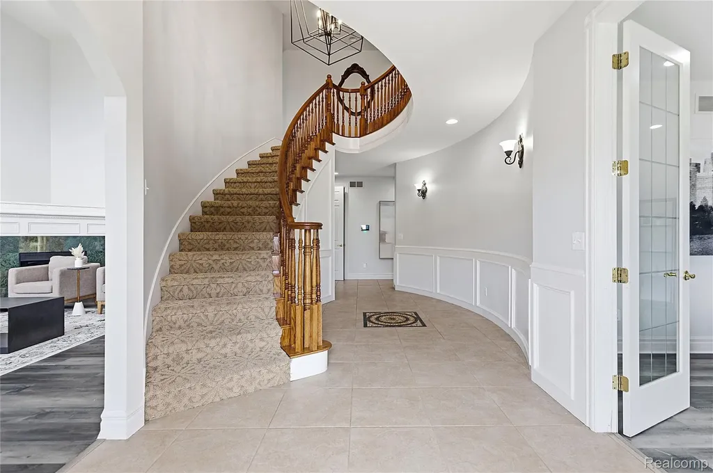 49783 Golden Park Drive Shelby Charter Township MI 48315